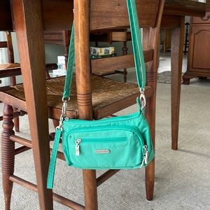 Baggallini Green Crossbody Bag